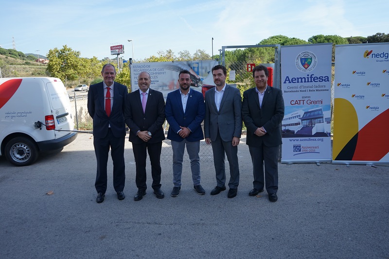 Inauguración gasinera en Badalona